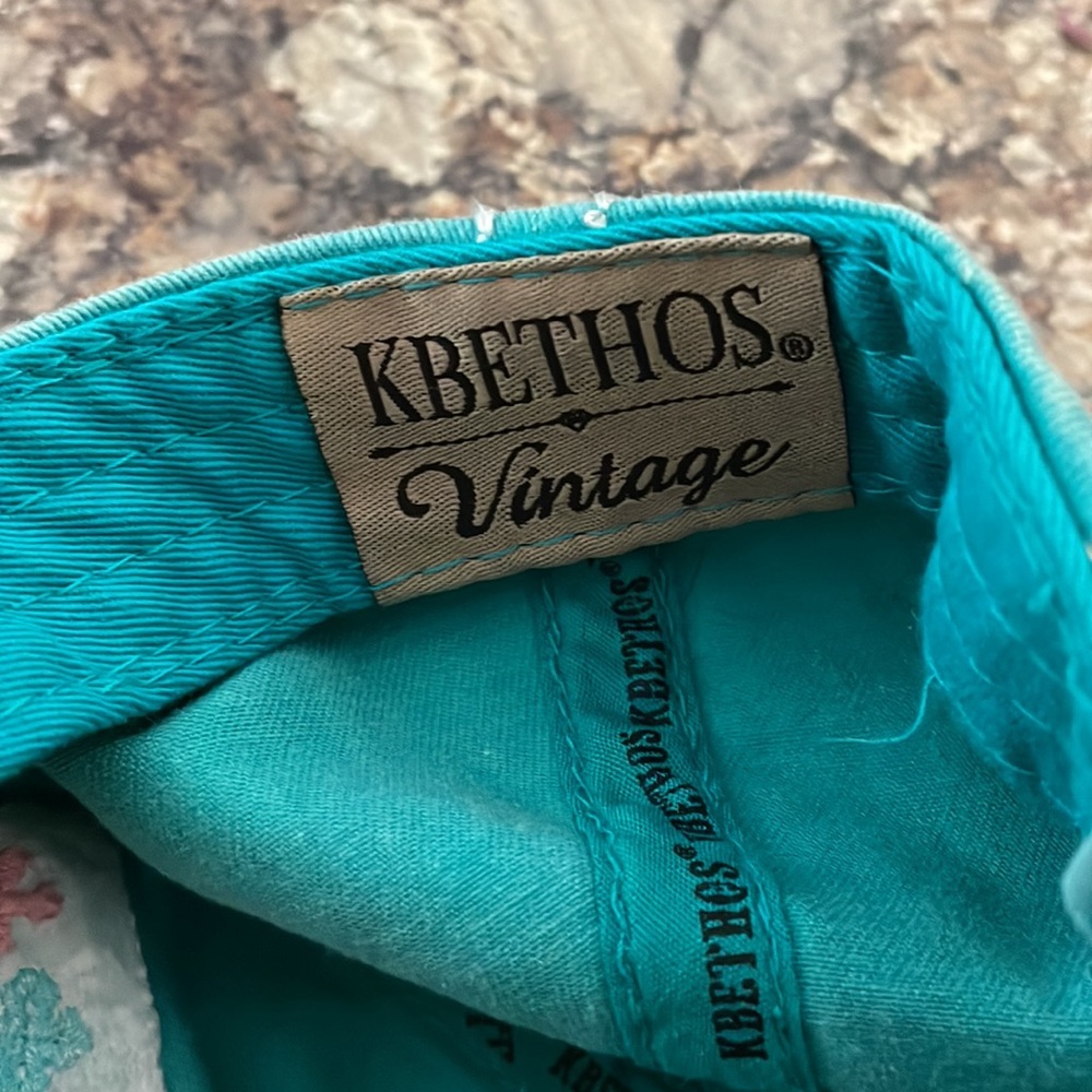 Distressed hat - Picture 2 of 4